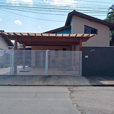 Вилла Casa Estilo Minimalista Em Убатуба Экстерьер фото